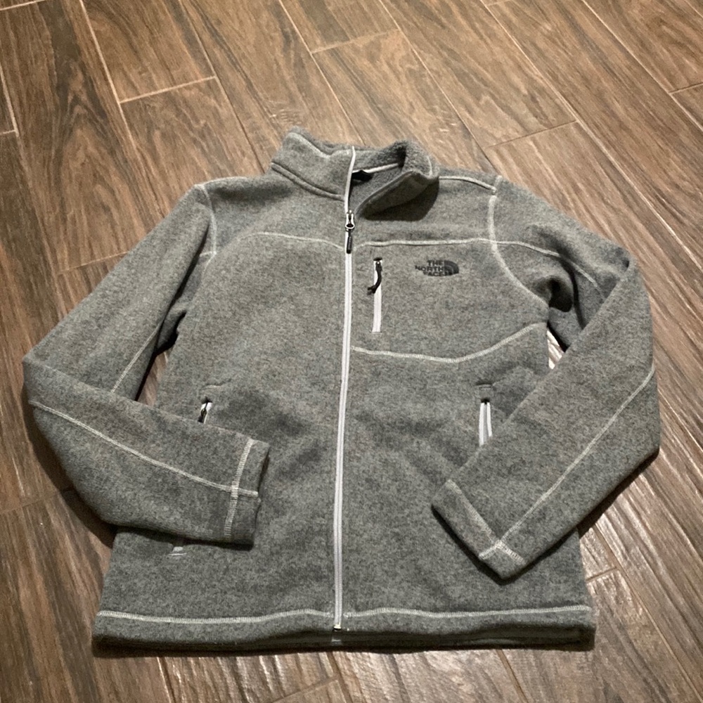 COPY - North Face zippered sweater